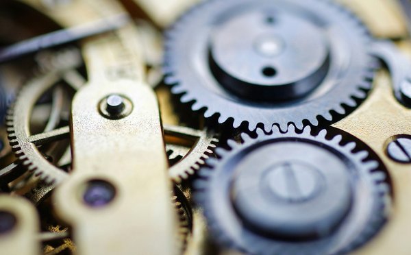 Uhrwerk, Foto: Adobe Stock/Doc-Rabe-Media